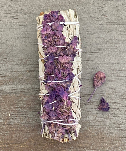 White Sage w/ Lavender Flowers Smudge Sticks